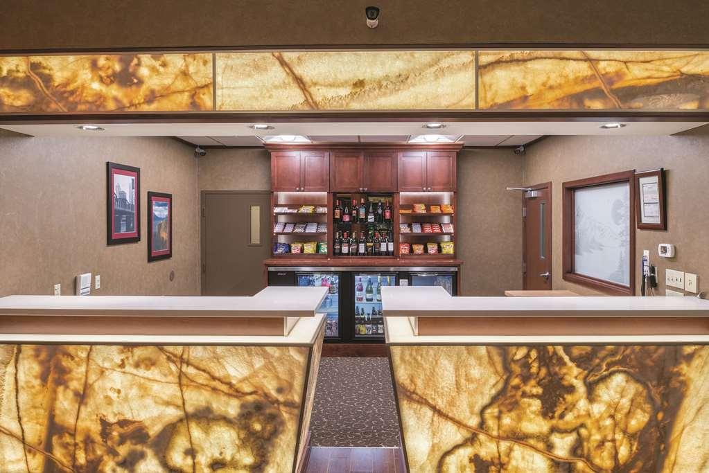 Best Western Plus Parkway Inn Wilsonville Extérieur photo